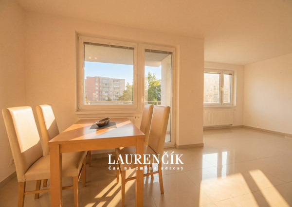 NA PREDAJ | 3-izbový byt s nadštandardnou výmerou v Trenčíne na ul. Liptovská