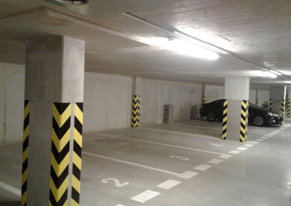 Na prenájom garážové státie pre 2 motorky - Panónska , Petržalka