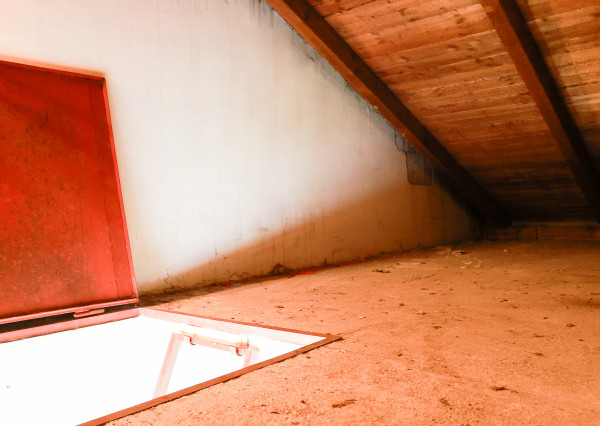 Na predaj garáž s parkovacím státím na sídlisku Juh, Trenčín