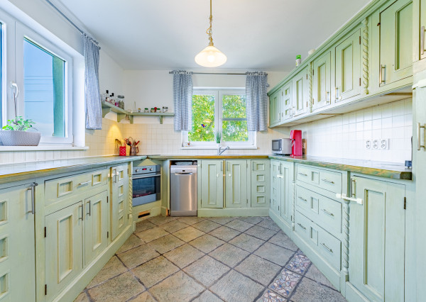 Na predaj rodinný dom s bazénom v Trnávke