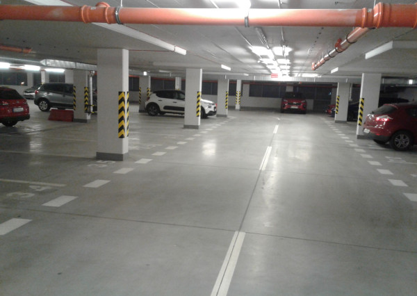 Na prenájom garážové státie pri komplexe Tammi, Dúbravka