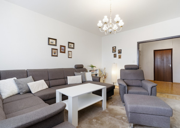 Na predaj 3-izbový byt s výhľadom na hrad v Bratislave