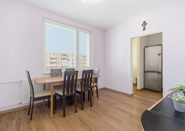 Na predaj slnečný 3,5-izbový byt v Nitre na sídlisku Klokočina