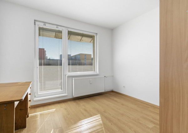 Na predaj slnečný 3,5-izbový byt v Nitre na sídlisku Klokočina