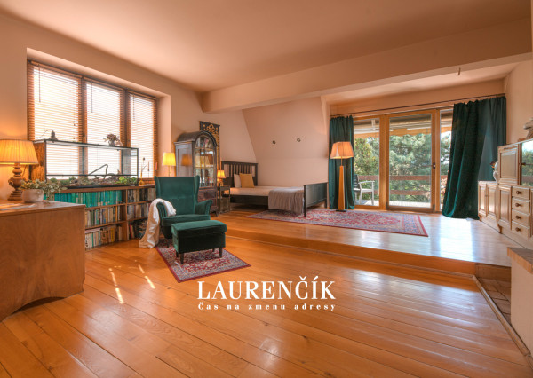 REZERVOVANÉ | INVESTIČNÝ OBJEKT S PODNIKATEĽSKÝM POTENCIÁLOM V CENTRE TRENČÍNA