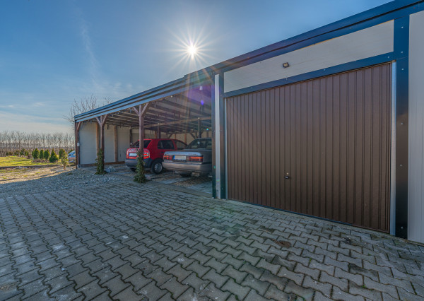 Na predaj rodinný dom s možnosťou ďalšej výstavby v Macove