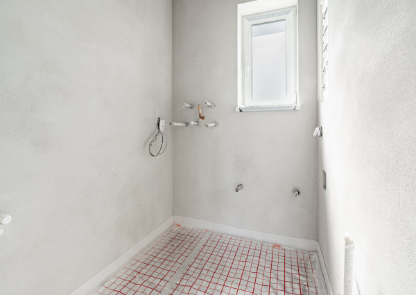 Na predaj moderný 4-izbový rodinný dom v Šoporni