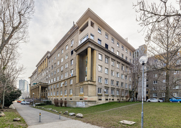 Na predaj 2-izbový byt s veľkorysou terasou v Bratislave