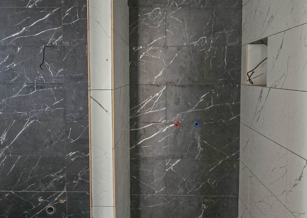 Na predaj rodinný dom s veľkým pozemkom v obci Šalgočka