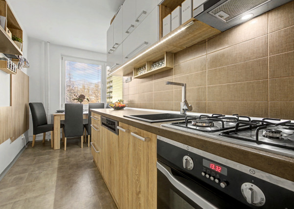 Na predaj veľkometrážny 3-izbový byt v Martine - Priekopa