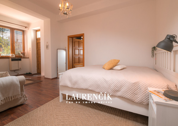 NA PREDAJ | UNIKÁTNY RODINNÝ DOM V CENTRE TRENČÍNA