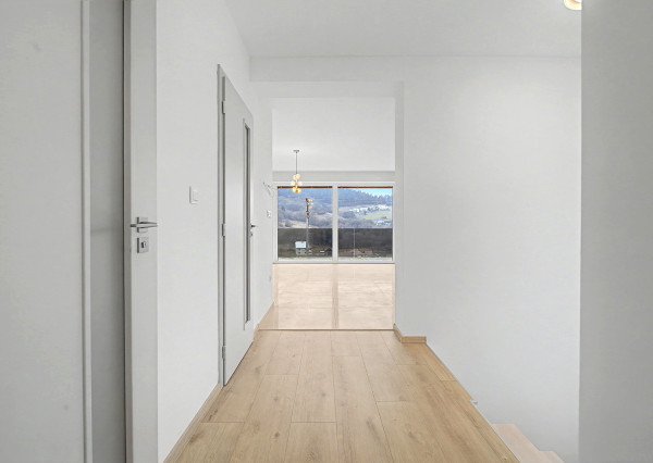 Na predaj 4-izbový rodinný dom v obci Divina