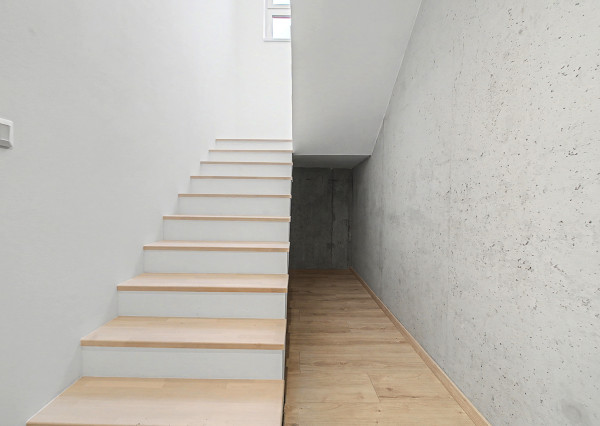 Na predaj 4-izbový rodinný dom v obci Divina