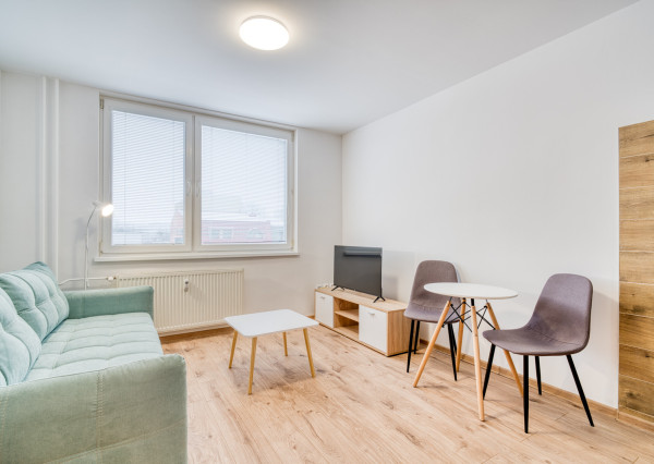 Na prenájom garsónka v centre Serede