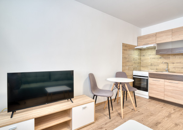 Na prenájom garsónka v centre Serede