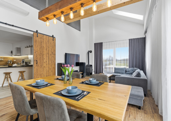 Na predaj moderný 4-izbový rodinný dom s bazénom v Bučanoch