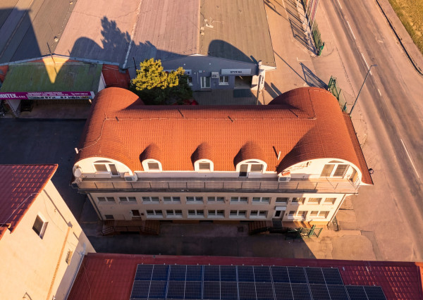 Na predaj polyfunkčný objem s luxusným rezidenčným podkrovím v Bratislave