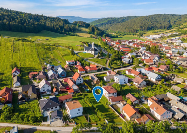 Na predaj pozemok s panoramatickým výhľadom v obci Jablonové