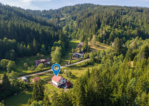 Na predaj rodinný dom s bazénom v obci Makov-Potok