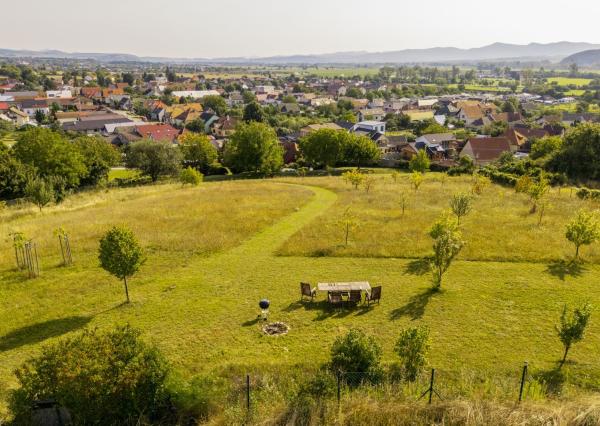 Na predaj impozantný rodinný dom v Ivanovciach