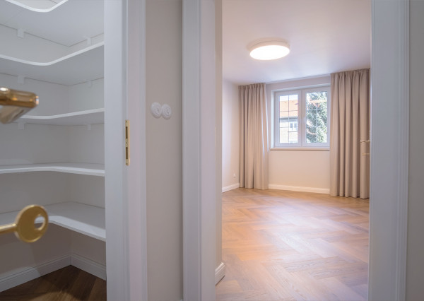 REZERVOVANÉ: Na predaj jedinečný 3-izbový byt po štýlovej rekonštrukcii vo Svite