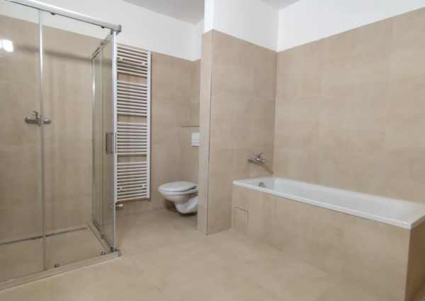 Na predaj 3-izbový byt s terasou v Bánovciach nad Bebravou