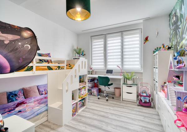 Na predaj 3,5 - izbový byt v meste Sereď