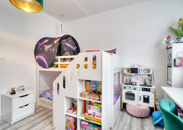 Na predaj 3,5 - izbový byt v meste Sereď