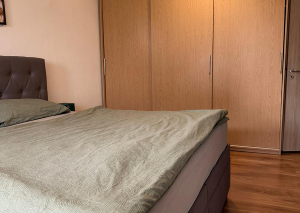 Na prenájom 3 izbový s 2 balkónmi na sídlisku JUH v Malackách