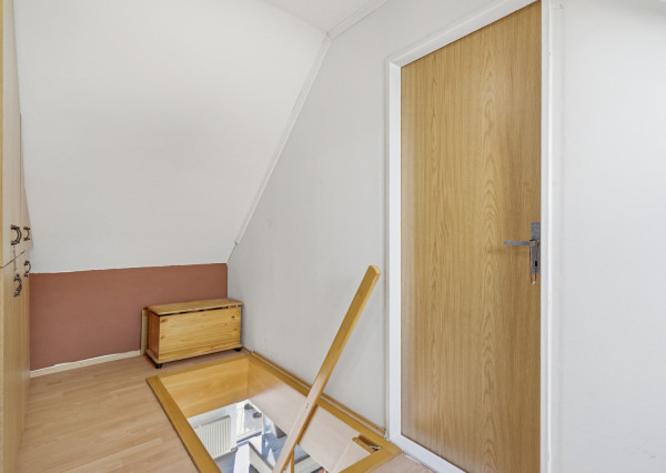 Na predaj 4-izbový mezonetový byt s 2 balkónmi v centre mesta Malacky