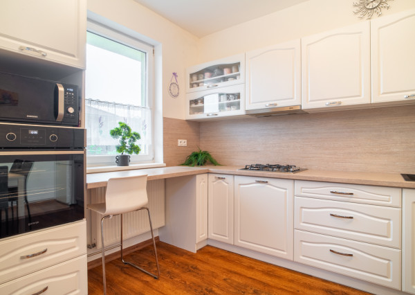 Na predaj zariadený dvojpodlažný rodinný dom kúsok od Serede