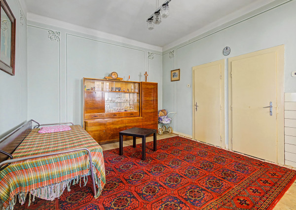 Na predaj dom s veľkým potenciálom v Dlhej nad Váhom - Šaľa