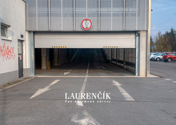 NA PREDAJ | 4-izbový byt s parametrami rodinného domu v Žiline na ul. Lenčova