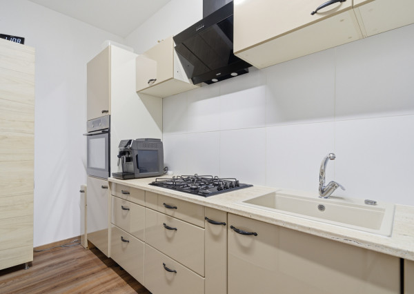 Na predaj rodinný dom s veľkorysým pozemkom v obci Kyselica