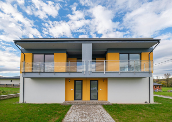 Na predaj 3-izbový byt so slnečným balkónom v novostavbe kúsok od Prešova