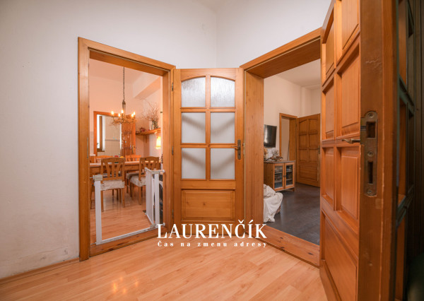 REZERVOVANÉ | INVESTIČNÝ OBJEKT S PODNIKATEĽSKÝM POTENCIÁLOM V CENTRE TRENČÍNA