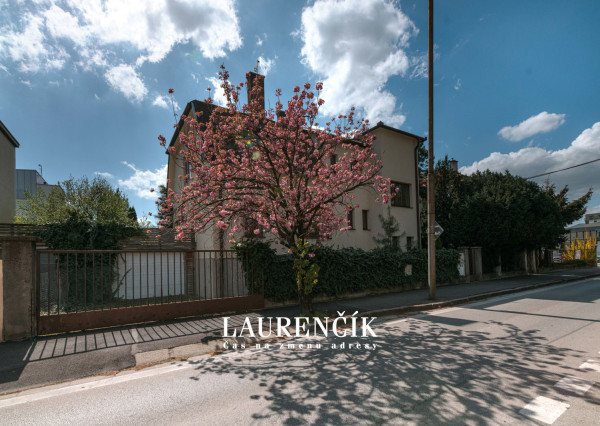 REZERVOVANÉ | INVESTIČNÝ OBJEKT S PODNIKATEĽSKÝM POTENCIÁLOM V CENTRE TRENČÍNA