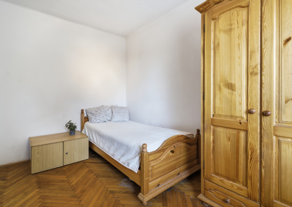 Na predaj rodinný dom s investičným potenciálom v Šuranoch