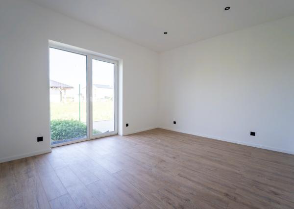 Na predaj 5-izbový rodinný dom v Moravanoch nad Váhom