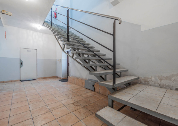 Na predaj výrobná hala s administratívnou časťou pri Lučenci