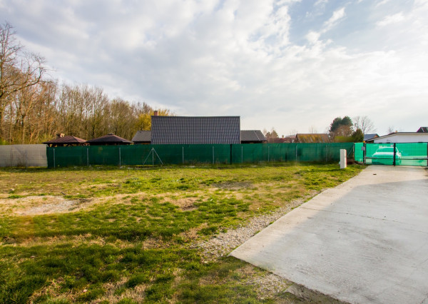 Na predaj atraktívny pozemok v povodí Malého Dunaja