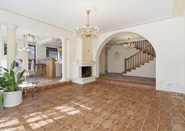 Na predaj 5-izbový rodinný dom v Hamuliakove