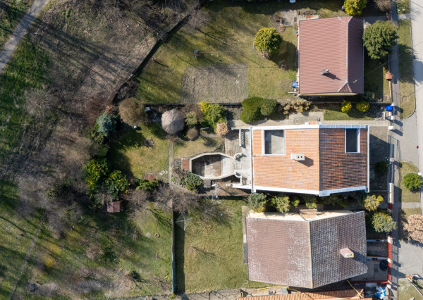 Na predaj 5-izbový rodinný dom v Hamuliakove