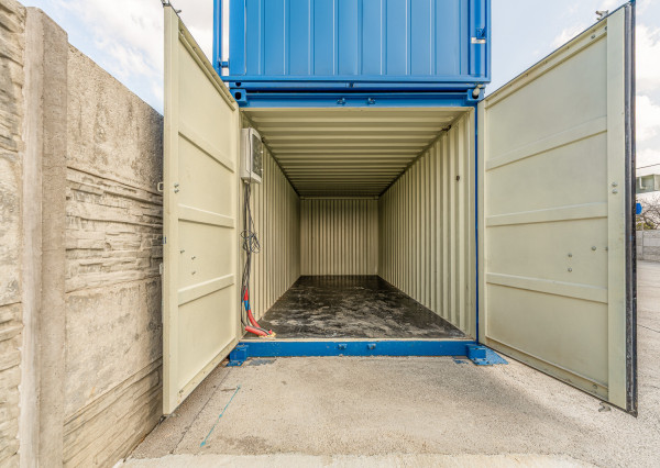 Na prenájom obchodný priestor v Ružinove