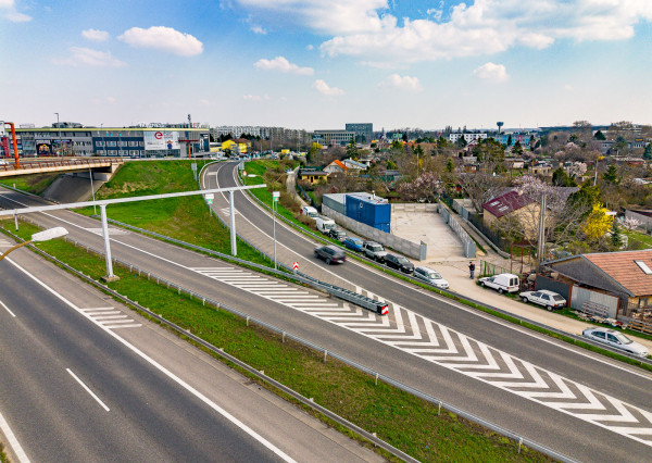 Na prenájom obchodný priestor v Ružinove