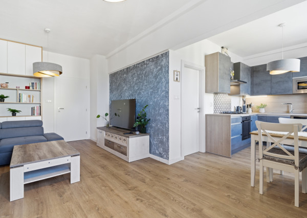 Na prenájom 3-izbový byt s balkónom v Rači