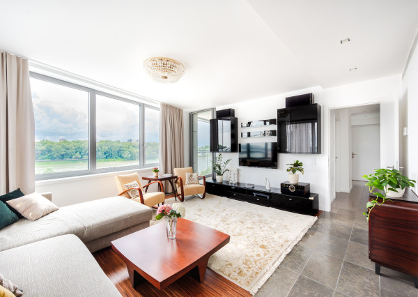 Prenájom - 3i byt s terasou a parkovacím státím v Eurovea