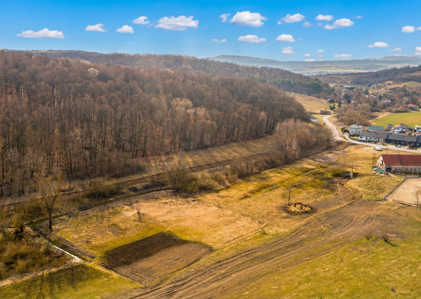 Na predaj pozemok so stavebným potenciálom, Kanaš-Veľký Šariš