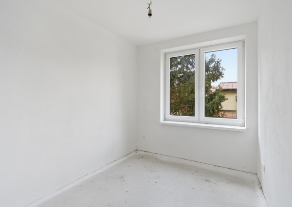 Výnimočné bývanie pod lesom - 5-izbový rodinný dom Limbach so záhradou