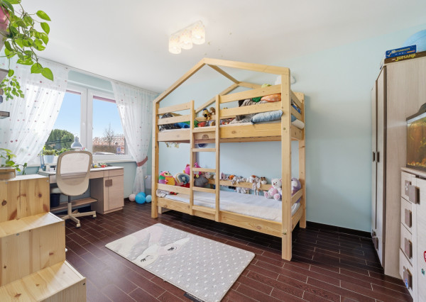 Na predaj moderný 4-izbový rodinný dom v Cabaj-Čápore